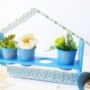 Casita jardinera azul